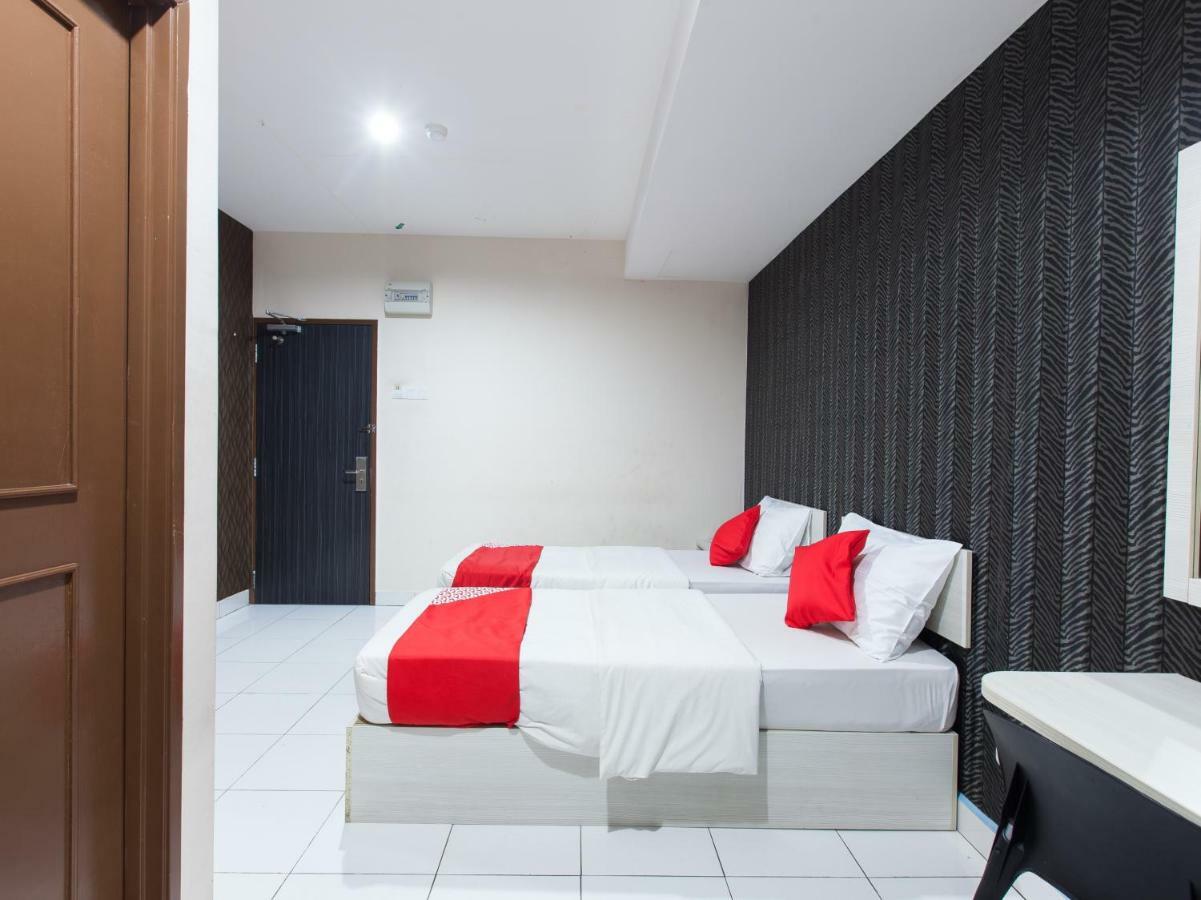 Super Oyo 1163 Hotel Pulai Ипох Экстерьер фото