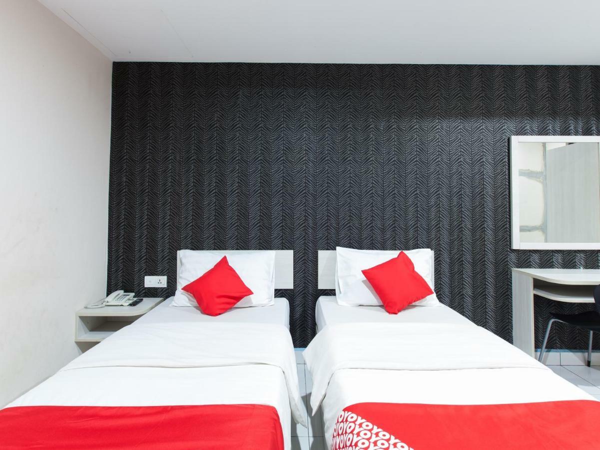 Super Oyo 1163 Hotel Pulai Ипох Экстерьер фото