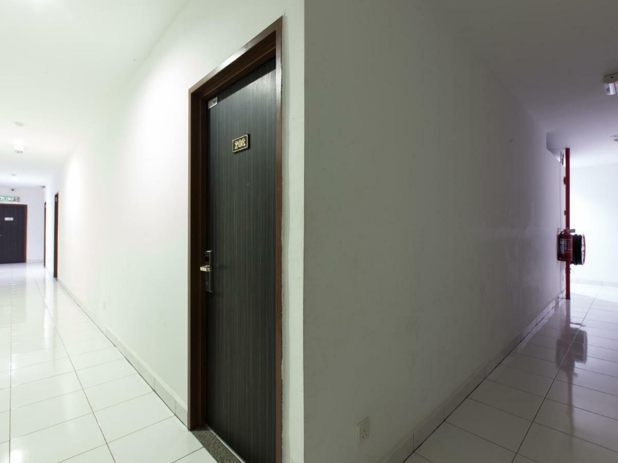 Super Oyo 1163 Hotel Pulai Ипох Экстерьер фото