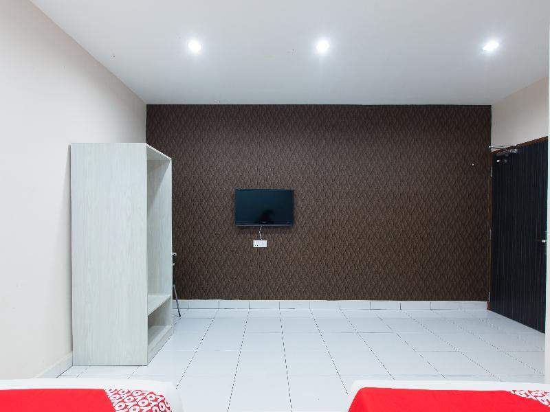 Super Oyo 1163 Hotel Pulai Ипох Экстерьер фото
